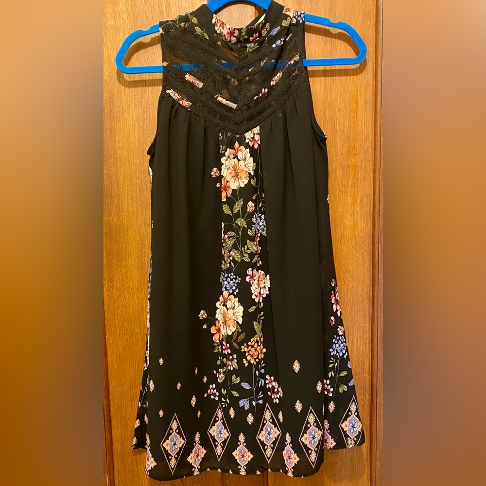 Soultmates size Small High Neck Garden Party dress